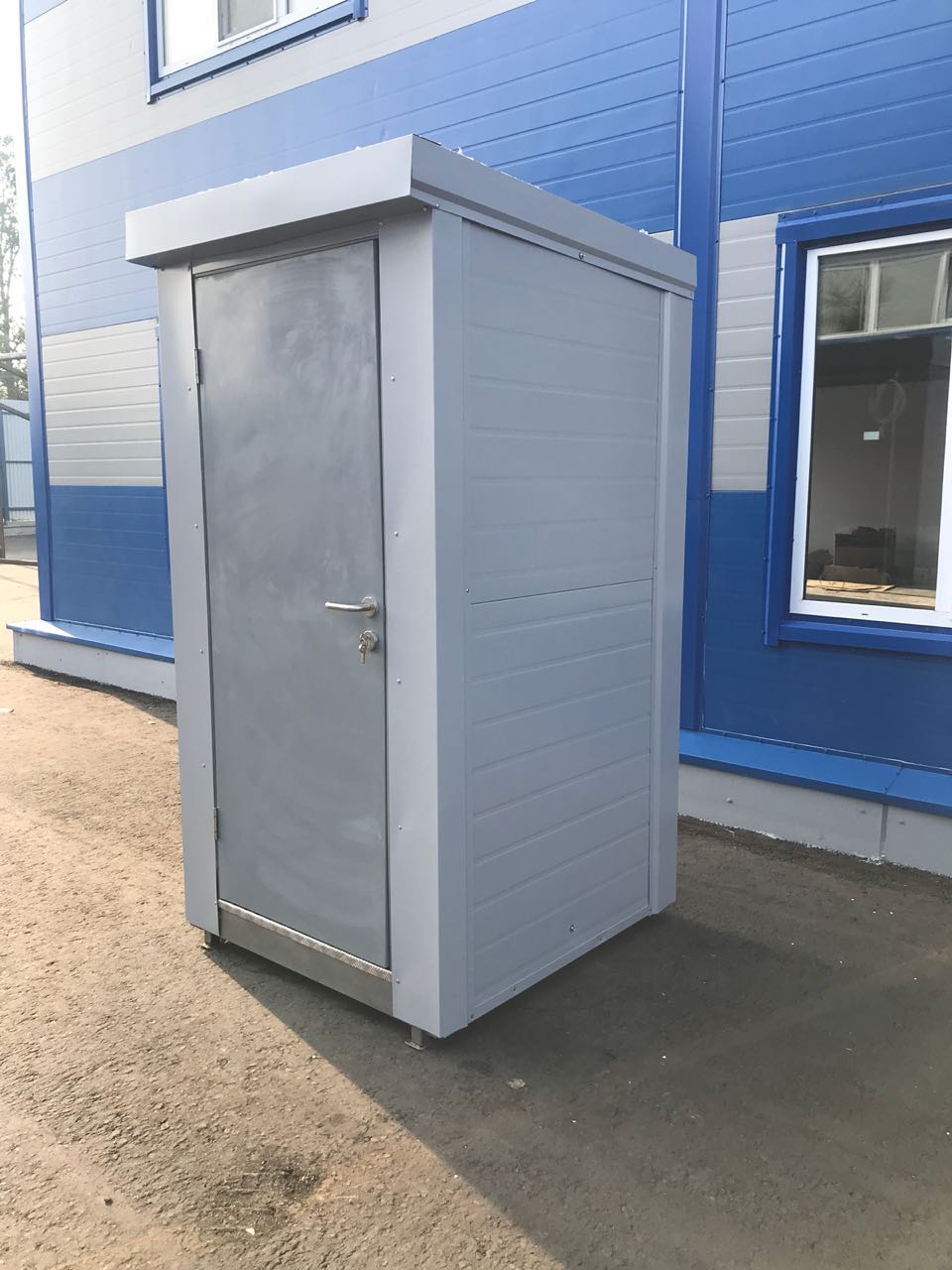 Теплая туалетная кабина ЭКОС-1 с баком на 250 л. в Пушкино