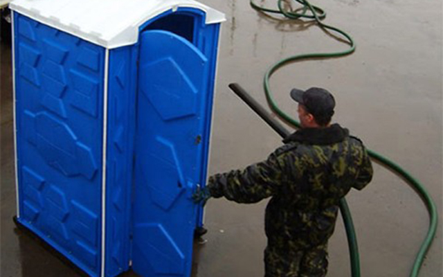 Обслуживание биотуалетов туалетных кабин и модульных туалетов в Пушкино